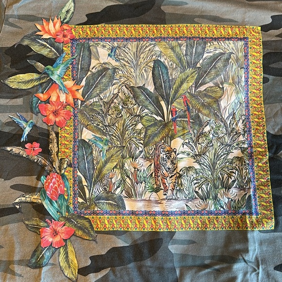 Tropical Camo Tshirt - Picture 3 of 3